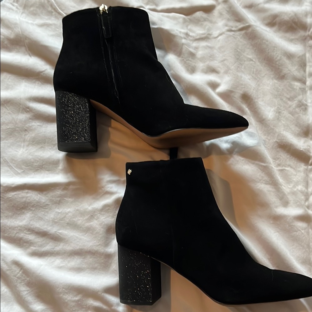 Elegant Black Ankle Boots